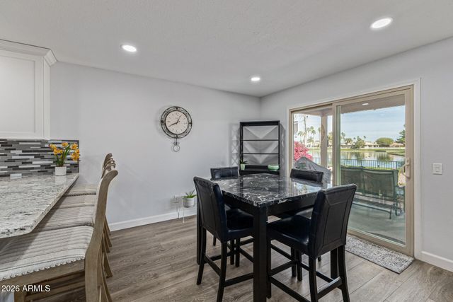 26241 S LAKEMONT Drive, Sun Lakes, AZ 85248