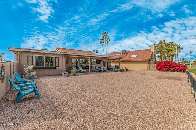 26241 S LAKEMONT Drive, Sun Lakes, AZ 85248
