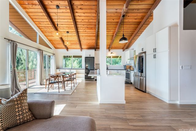 2071 Kilakila Drive, Honolulu, HI 96817