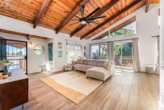 2071 Kilakila Drive, Honolulu, HI 96817
