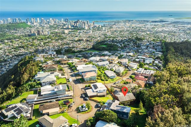 2071 Kilakila Drive, Honolulu, HI 96817