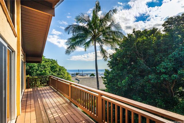 2071 Kilakila Drive, Honolulu, HI 96817