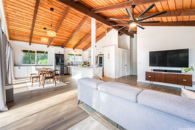 2071 Kilakila Drive, Honolulu, HI 96817