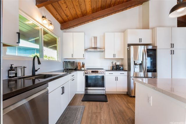 2071 Kilakila Drive, Honolulu, HI 96817
