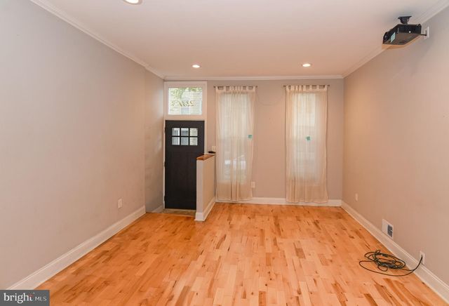 2231 GUILFORD AVE, Baltimore, MD 21218