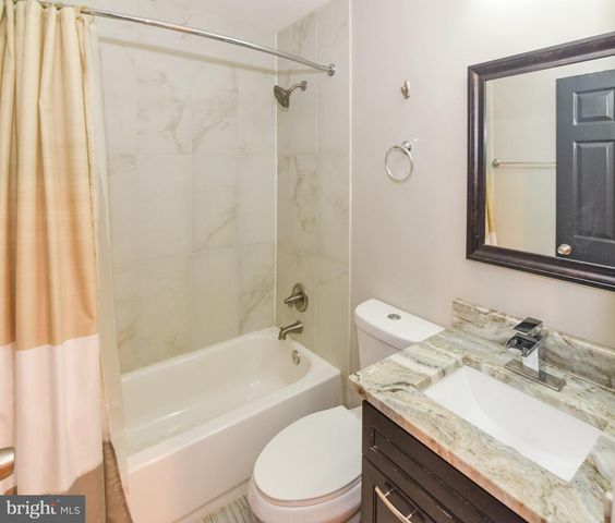 2231 GUILFORD AVE, Baltimore, MD 21218