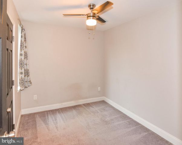 2231 GUILFORD AVE, Baltimore, MD 21218