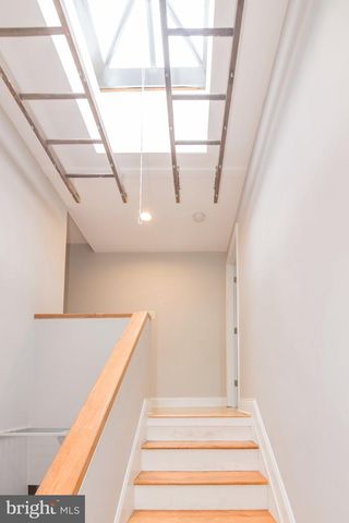 2231 GUILFORD AVE, Baltimore, MD 21218