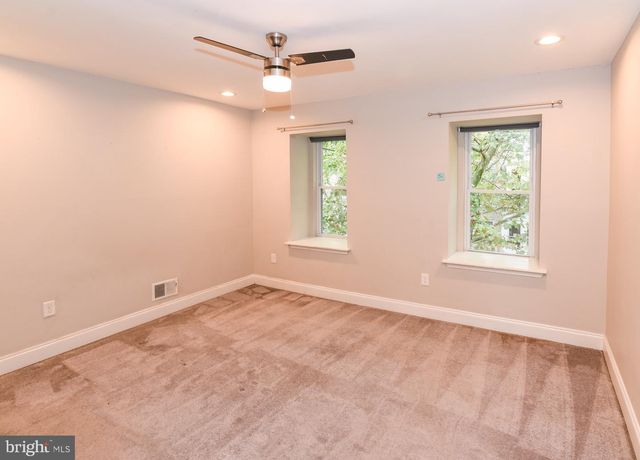 2231 GUILFORD AVE, Baltimore, MD 21218