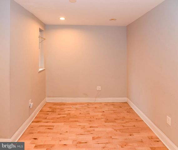 2231 GUILFORD AVE, Baltimore, MD 21218