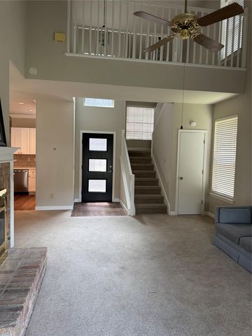 8502 Cima Oak LN A, Austin, TX 78759