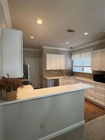 8502 Cima Oak LN A, Austin, TX 78759