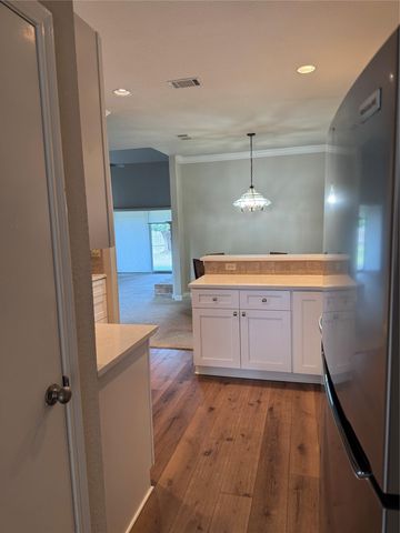 8502 Cima Oak LN A, Austin, TX 78759