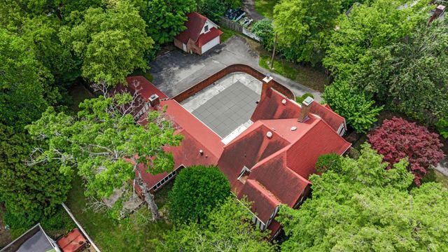 1560 N Ocoee Street, Cleveland, TN 37311