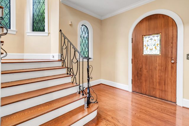 1560 N Ocoee Street, Cleveland, TN 37311