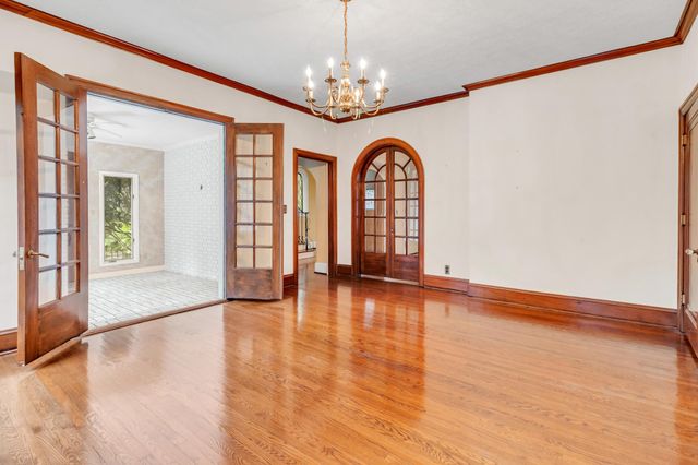 1560 N Ocoee Street, Cleveland, TN 37311
