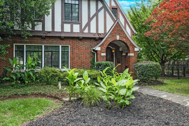 1560 N Ocoee Street, Cleveland, TN 37311