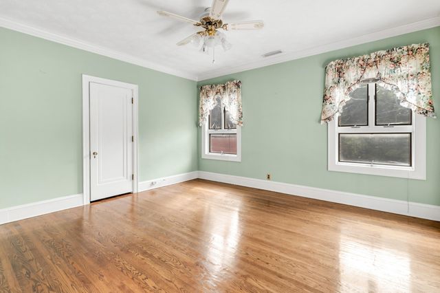 1560 N Ocoee Street, Cleveland, TN 37311