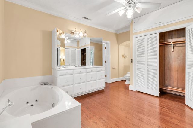 1560 N Ocoee Street, Cleveland, TN 37311