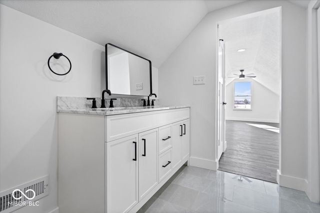 3276 W 400 S, Trafalgar, IN 46181