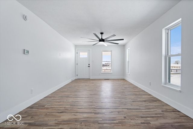 3276 W 400 S, Trafalgar, IN 46181