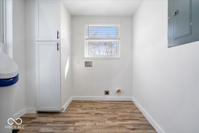 3276 W 400 S, Trafalgar, IN 46181