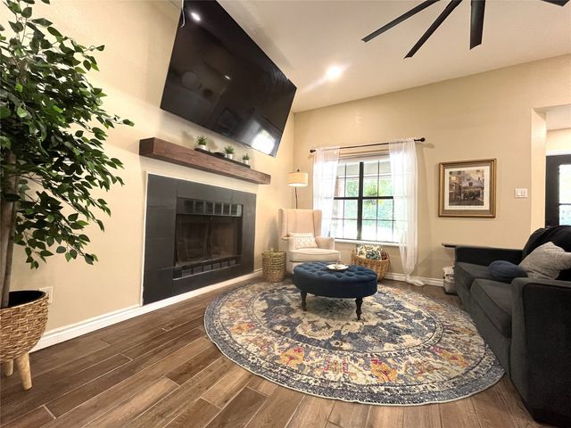 1229 Epps Road, Palmer, TX 75152
