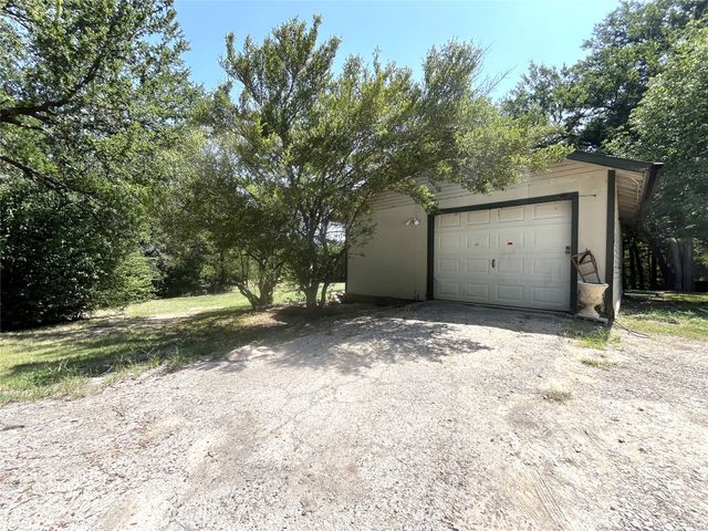 1229 Epps Road, Palmer, TX 75152