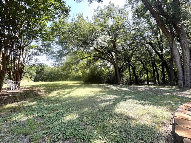 1229 Epps Road, Palmer, TX 75152