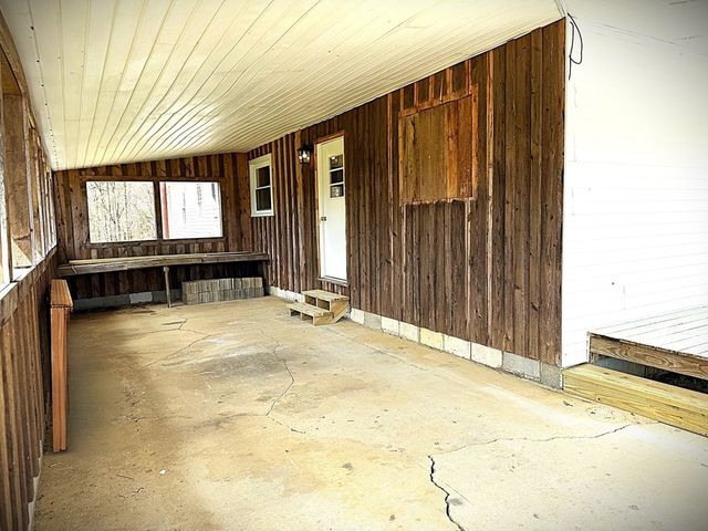 118 Collins Rd, Allons, TN 38541