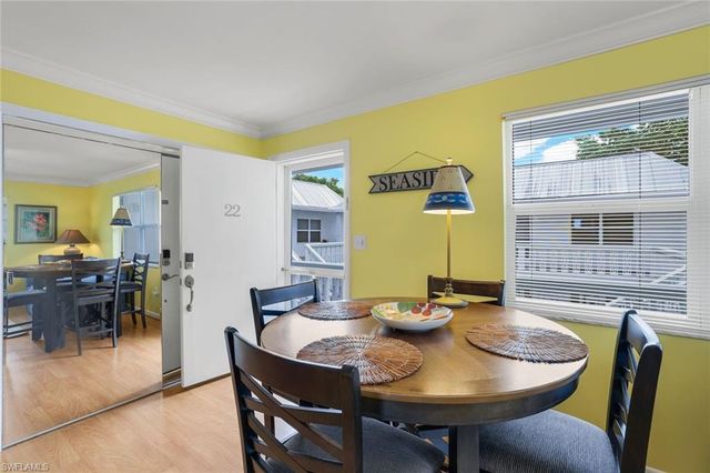 780 10th AVE S # 22, Naples, FL 34102