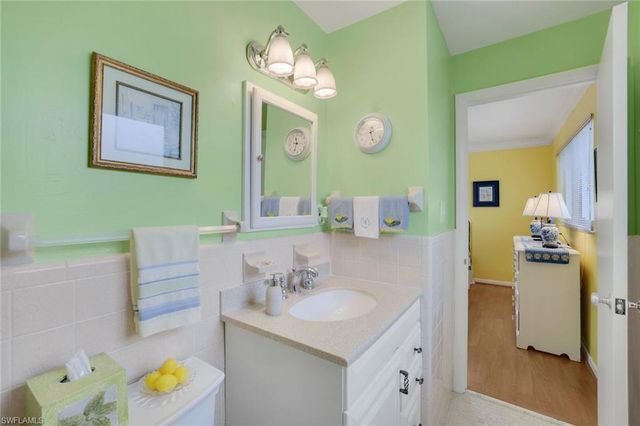 780 10th AVE S # 22, Naples, FL 34102