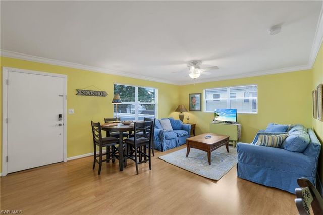 780 10th AVE S # 22, Naples, FL 34102