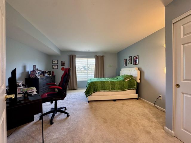 2556 Saint Charles Circle, Union, KY 41091