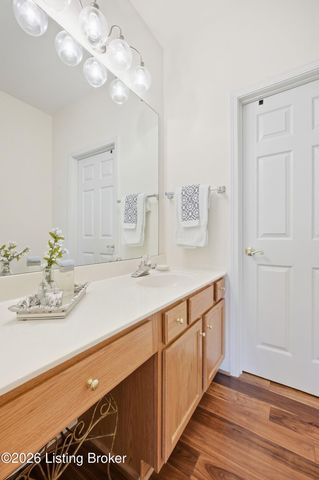 4916 Merton Square, Louisville, KY 40241
