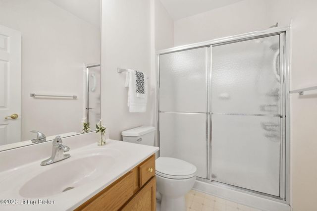 4916 Merton Square, Louisville, KY 40241