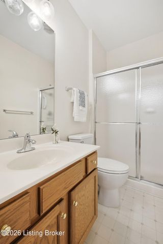 4916 Merton Square, Louisville, KY 40241