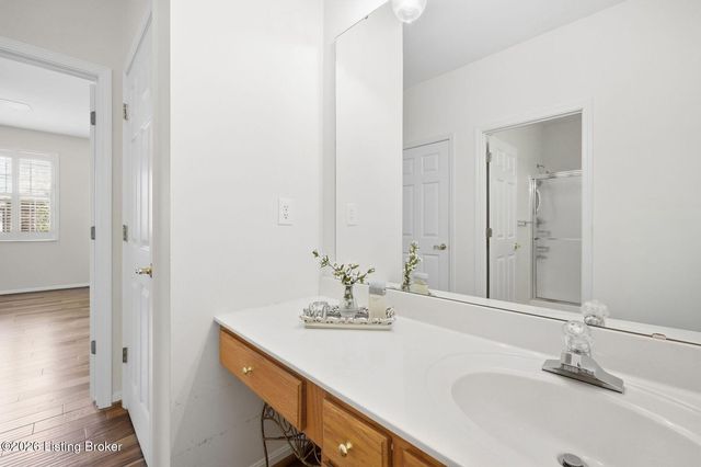 4916 Merton Square, Louisville, KY 40241