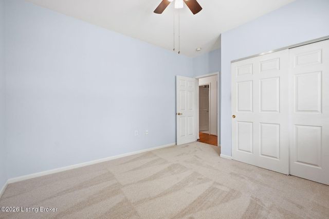 4916 Merton Square, Louisville, KY 40241