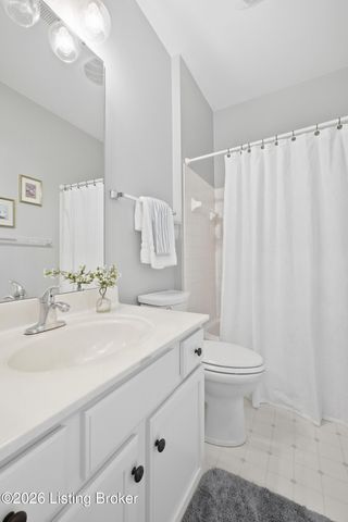 4916 Merton Square, Louisville, KY 40241
