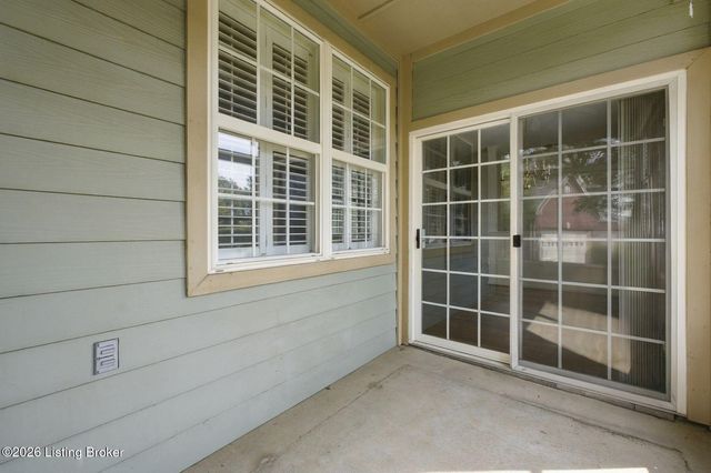 4916 Merton Square, Louisville, KY 40241