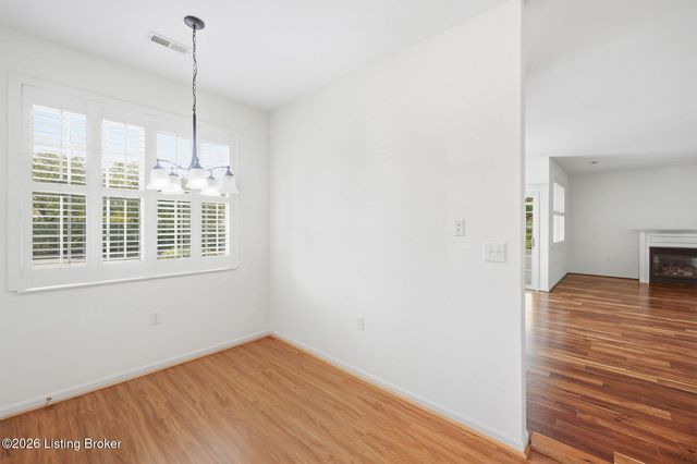 4916 Merton Square, Louisville, KY 40241