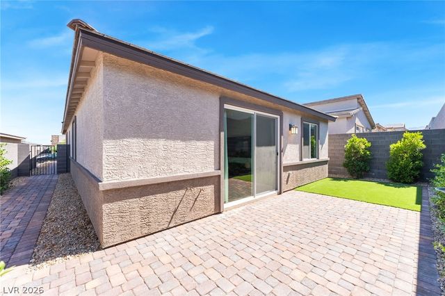 9458 Noble Fir Ridge Avenue, Las Vegas, NV 89143