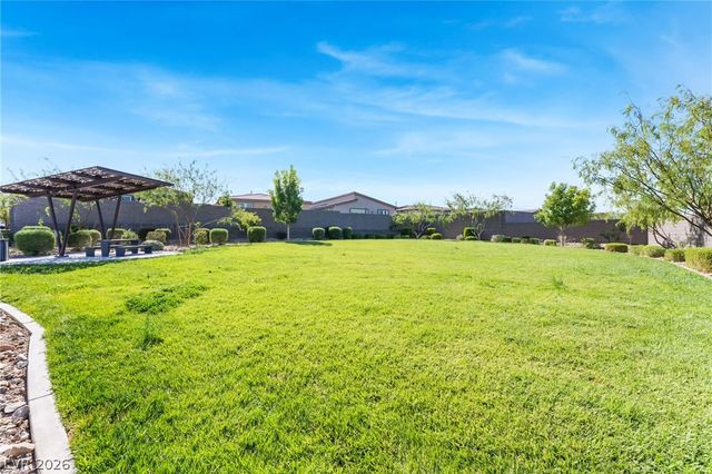 9458 Noble Fir Ridge Avenue, Las Vegas, NV 89143