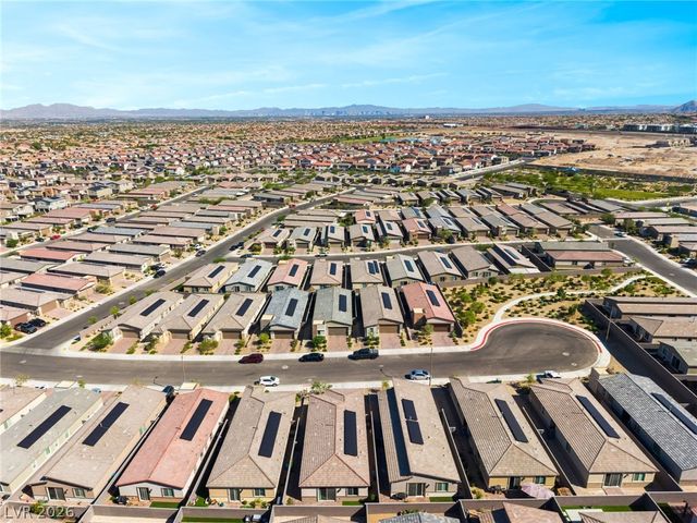 9458 Noble Fir Ridge Avenue, Las Vegas, NV 89143