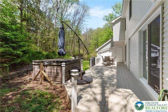 1841 Twin Pine Road, Stroudsburg, PA 18360