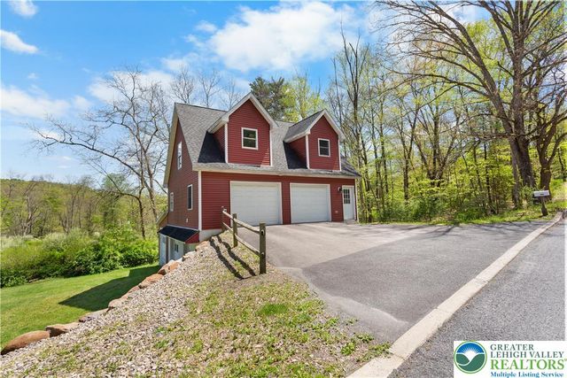 1841 Twin Pine Road, Stroudsburg, PA 18360