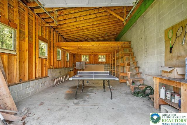 1841 Twin Pine Road, Stroudsburg, PA 18360