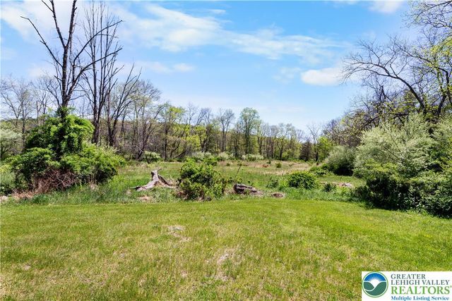 1841 Twin Pine Road, Stroudsburg, PA 18360