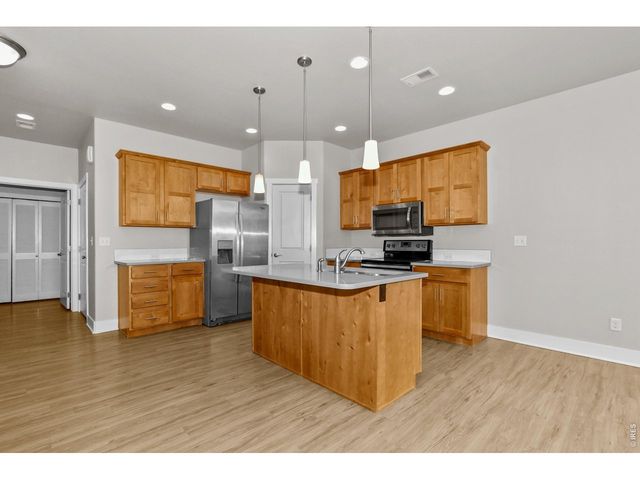 3333 Apple Blossom Ln 4, Greeley, CO 80634
